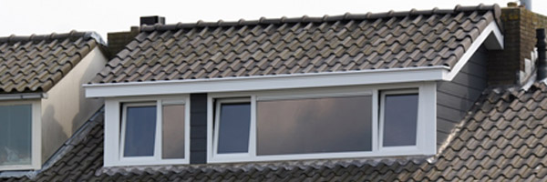 Dakkapel Waterland met een schuin pannendak